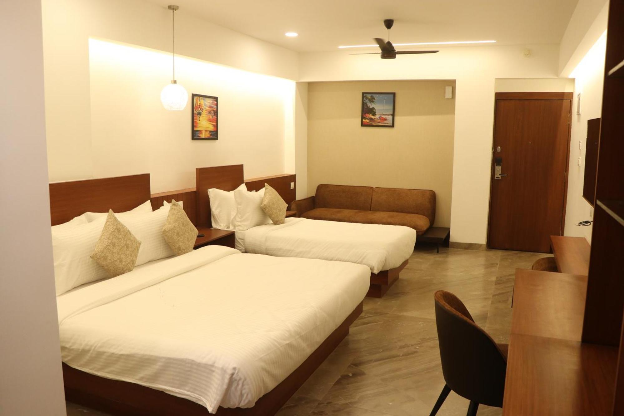 Hotel Kadamb Tree 贾巴尔普尔 外观 照片